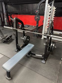 Precor Flat Bench