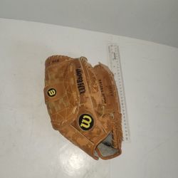 Wilson Elite Baseball Gloves Size 13 