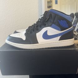 Royal Blue Jordan 1 
