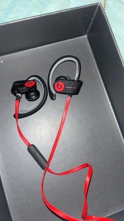 Beats  Wireless Headphones 