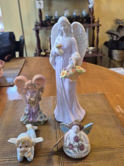 4 vintage ceramic angels