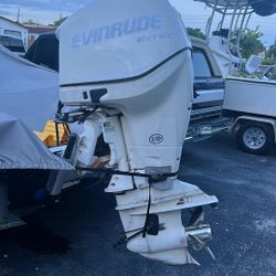 2005 Evinrude E-Tech 250HP