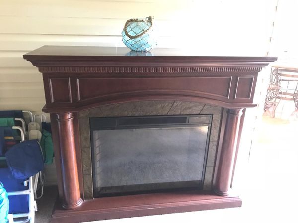 Twin Star Home Electric Fireplace for Sale in St. Petersburg, FL - OfferUp