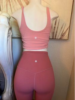 Lululemon top/bra size 4