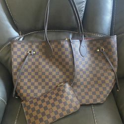 Designer) LOUIS VUITTON Damier Ebene Neo Neverfull MM $600 OBO for Sale in  Gilroy, CA - OfferUp