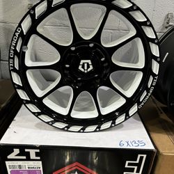 17x9.  6x135.     0.  Offset. Ford Pattern. 