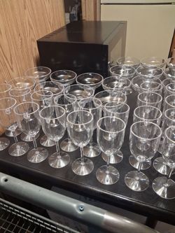 Clear Plastic Wine Glasses Bulk Lot