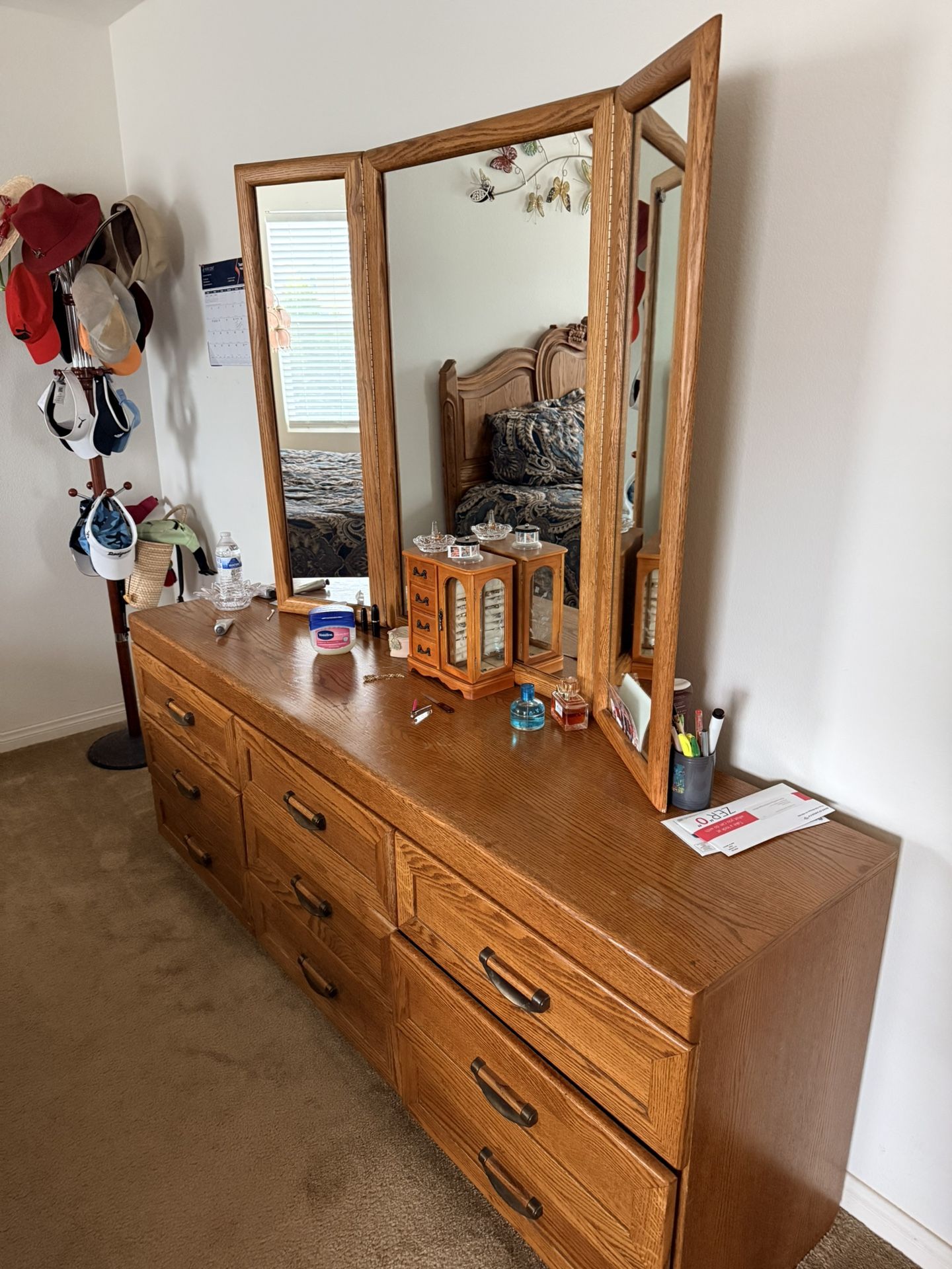 Dresser & Mirror