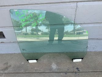 2015-2020 Escalade Tahoe Yukon Front Passenger Side Door Window Glass OEM