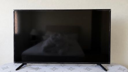 Samsung 40” 4K UHD Smart TV