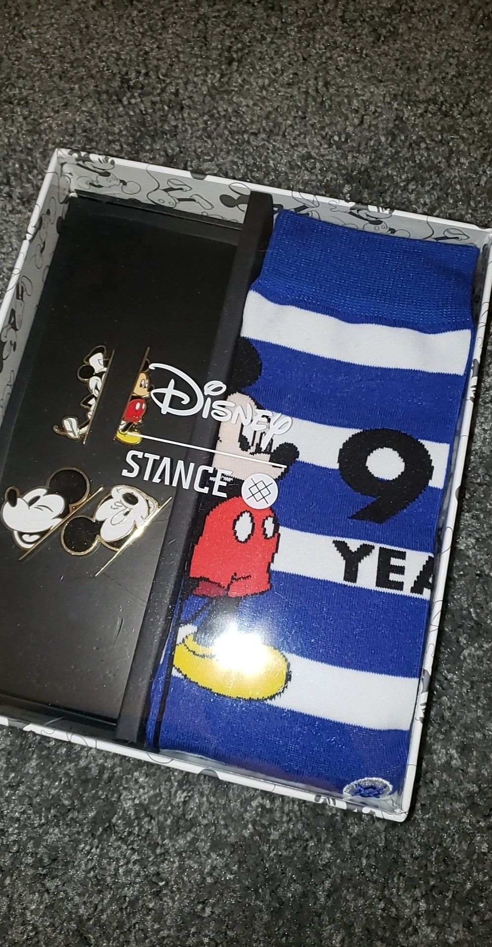 Disney 90 Years Socks/Pins!