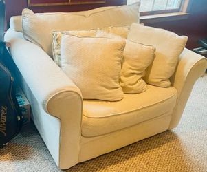 Klaussner Furniture Comfy Big Wide Double Chair/Loveseat in Cream