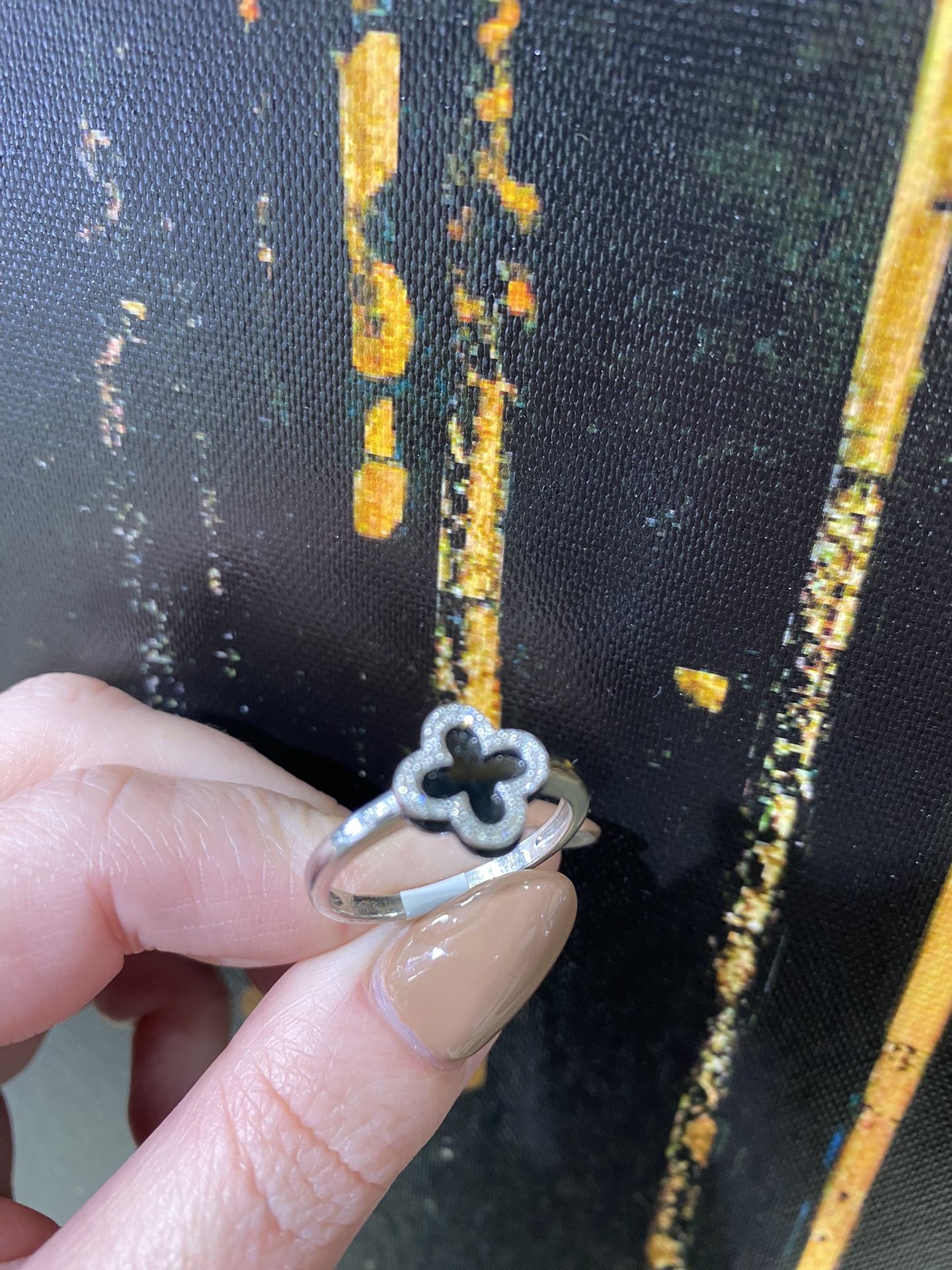 14k BLACK FLOWER RING 