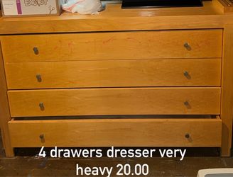 Dresser