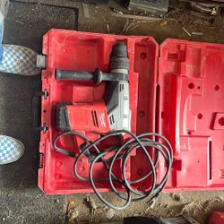Milwaukee Roto Hammer