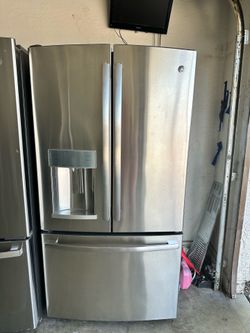 Ge Fridge  Good condition