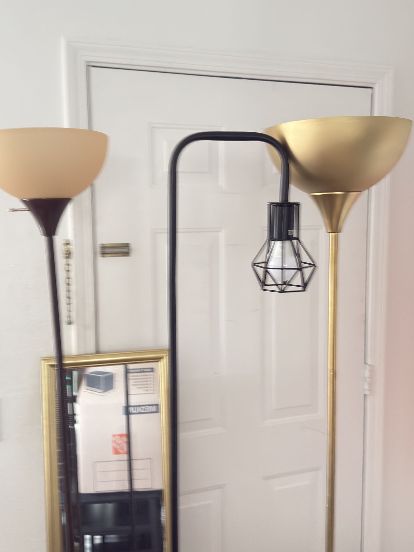 3 Lamps And Mirror 