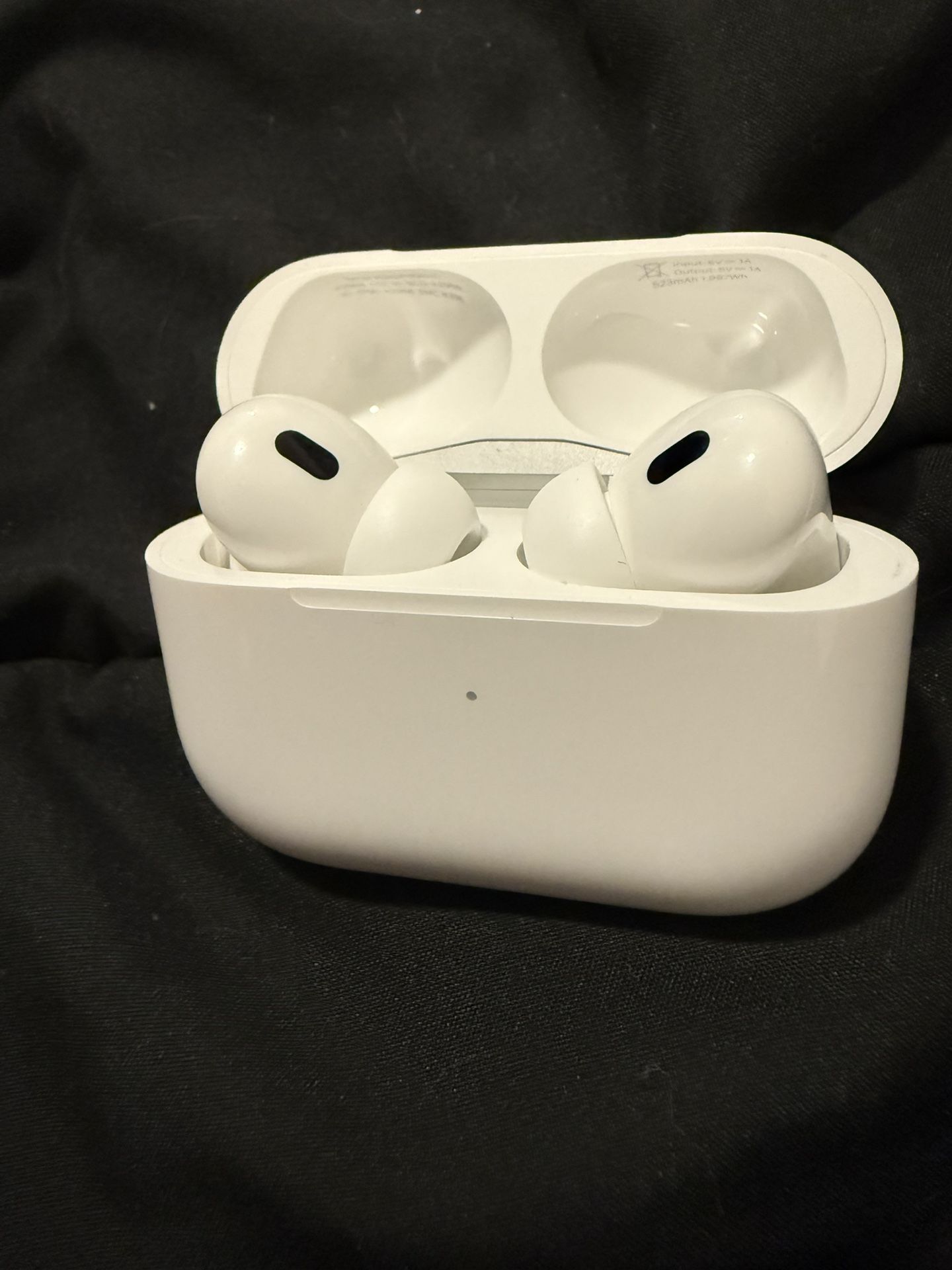 Like New Apple AirPod Pro 2nd Generation Wireless Earbuds