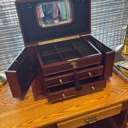 Jewelry Chest