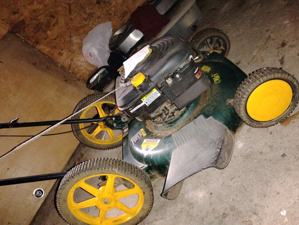 Lawnmower