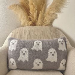 BRAND NEW W/TAG + RARE Halloween Grey Ghosts Decorative Pillow
