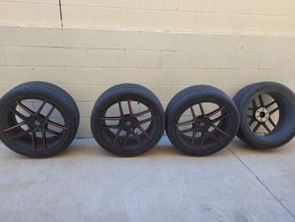 22" Rims With Wheels