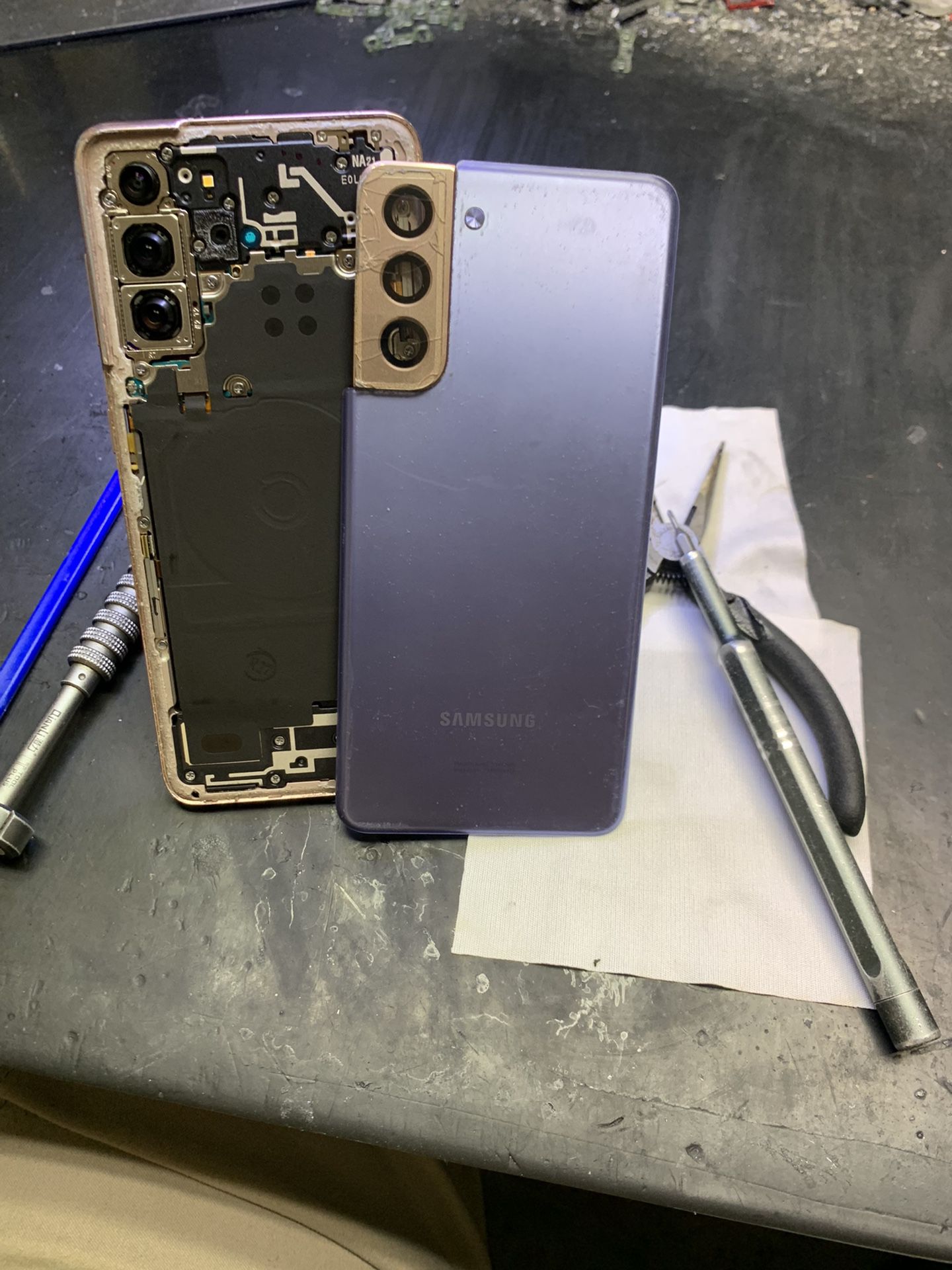iPhone Screen Broken Back Glass Cracked Battery Replacement Samsung Galaxy Note 20 Ultra