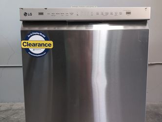 LG 24" Front Control Dishwasher with QuadWash, 3rd Rack & Dynamic Dry, 48 dBA - Stainless Steel (LDFN4542S-D-T687)