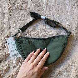 Unisex Uniqlo Round Ultra Mini Bag Dark Green