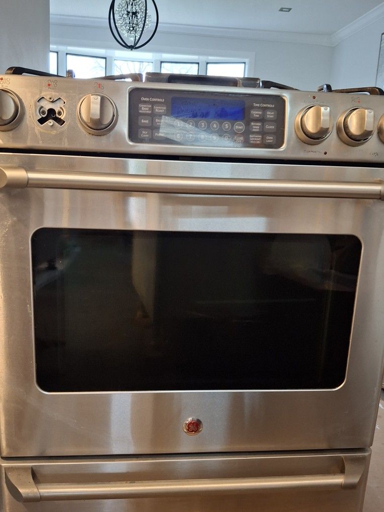 GE Gas Stove $200