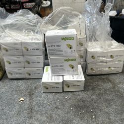 Waco Luminaire Disconnects