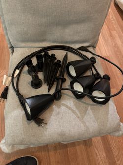 Outdoor LED Landscape Spotlight Set – 4 Garden Spotlights with Stakes – Plug-In