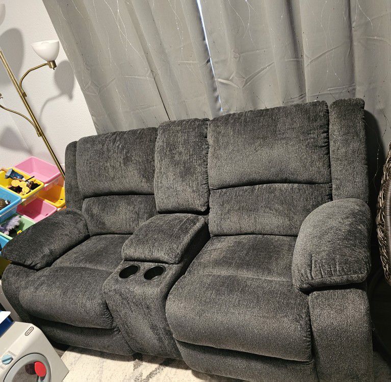 Draycoll Reclining Loveseat with Console manual