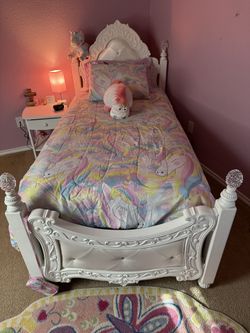 Girls Kid Bed twin size