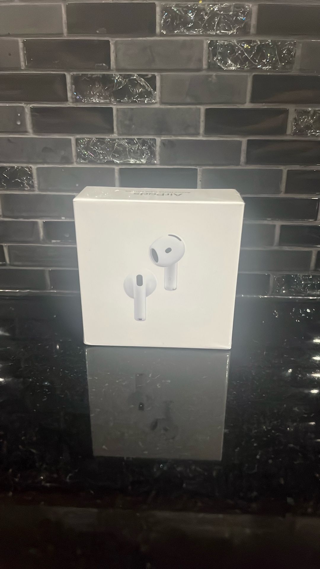 AirPod 4 Active Noise Cancellation