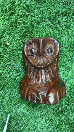 Wooden carved Owl Figurine Handmade Vintage