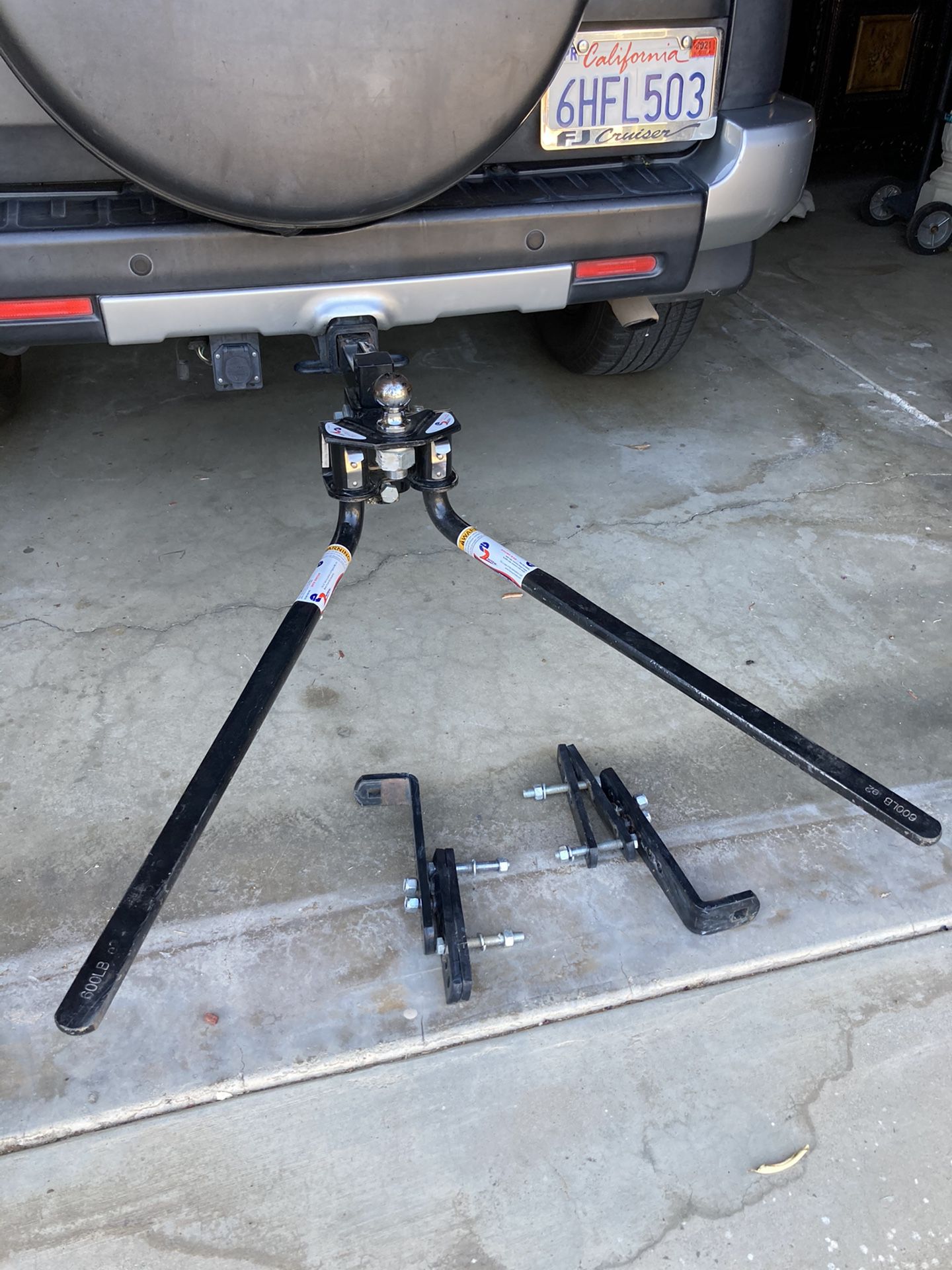 E2 Heavy duty towing hitch with anti sway bars