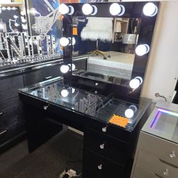 Brand New Vanity Set Black Acrylic With Hollywood Mirror $599