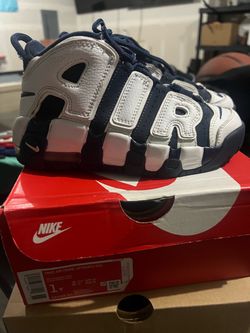 Nike uptempo 1y
