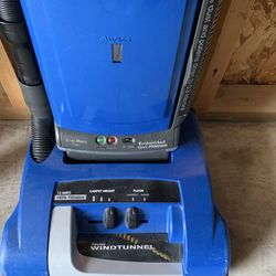 Hoover vacuum cash only pu in elburn