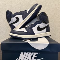 5Y Air Jordan 1 Retro High OG – Midnight Navy