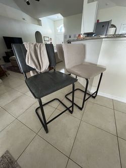 Set of 3 Counter Height Bar Stools