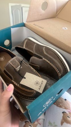 Ariat cruiser shoes