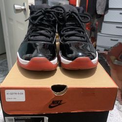 Air Jordan 11 Bred