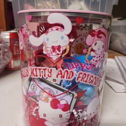 Valentines Hello Kitty Gift Bucket 