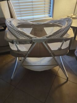 Folding Bedside Baby Bassinet Newborn Infant