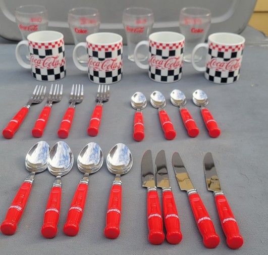 Coke Cola Dinner Set
