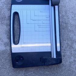 Fiskars Paper Photo Cutting Board 