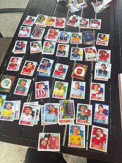 Trading my duplicate cards that i have already for ones I need