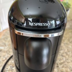 Nespresso Vertuo Plus 